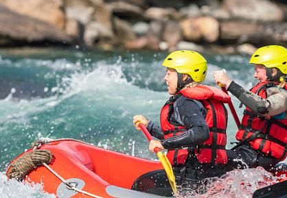 Excitement among rapids and forests: Rafting in Bariloche
