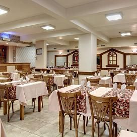 Photo Gallery of Cambria Hotel